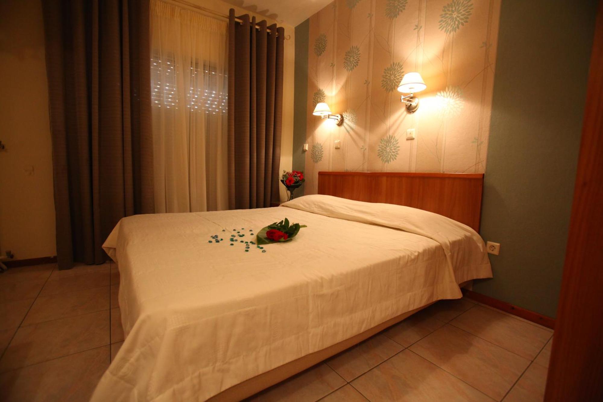 Nikos House Aparthotel Nikiti  Ruang foto