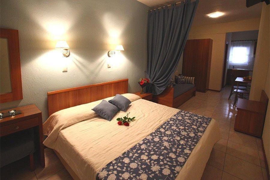 Nikos House Aparthotel Nikiti  Bagian luar foto